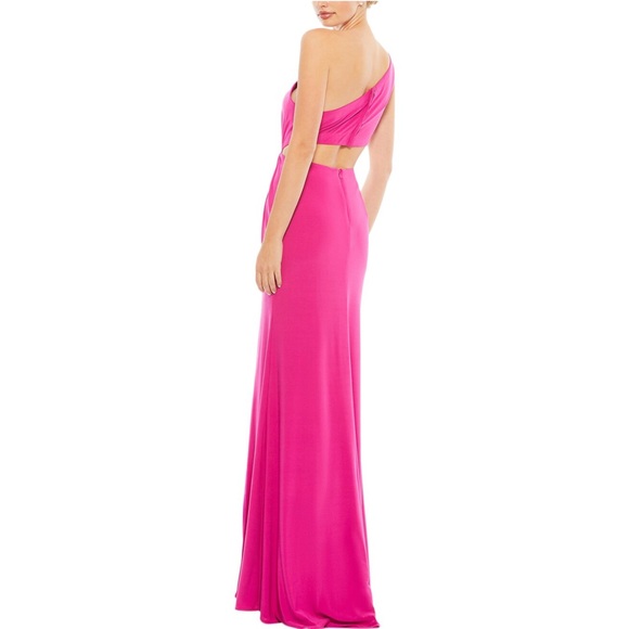 NWT Ieena For Mac Duggal 67937 Magenta One-Shoulder High Slit Cutout Gown Sz 10 - Picture 3 of 8